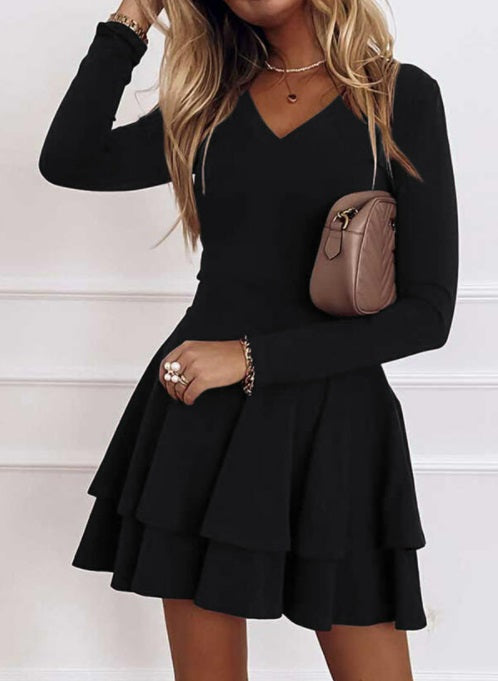 <tc>Elegantiška suknelė Meleri juoda</tc>