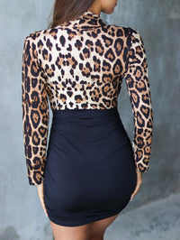 <tc>Leopardo rašto suknelė Cassiel juoda</tc>