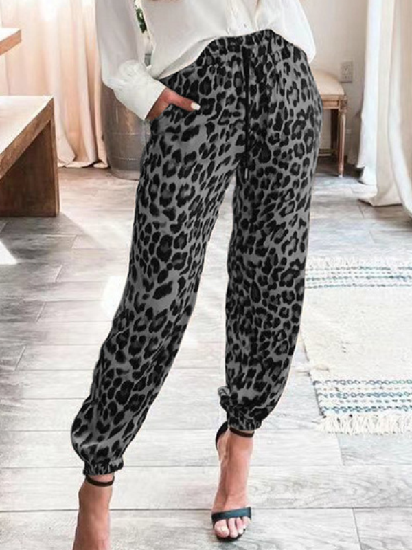 <tc>Leopardo rašo kelnės Gillia pilkos</tc>